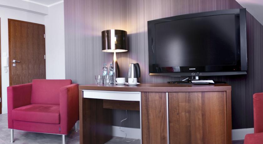 Apartamenty Mesa Grill Restaurant Cafe Dźwirzyno Exteriér fotografie