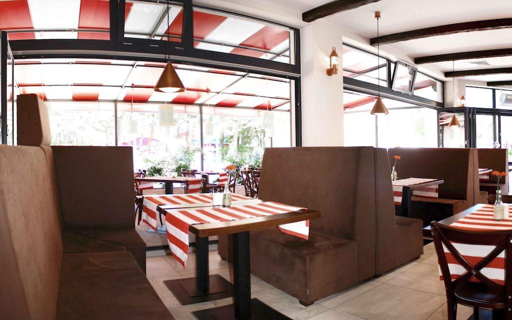 Apartamenty Mesa Grill Restaurant Cafe Dźwirzyno Exteriér fotografie