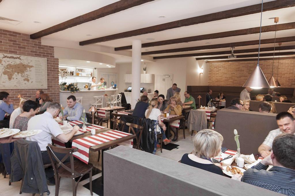Apartamenty Mesa Grill Restaurant Cafe Dźwirzyno Exteriér fotografie