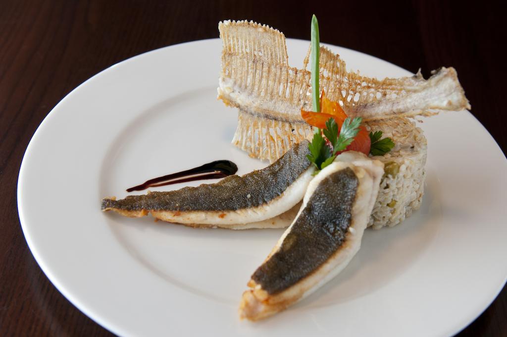 Apartamenty Mesa Grill Restaurant Cafe Dźwirzyno Exteriér fotografie
